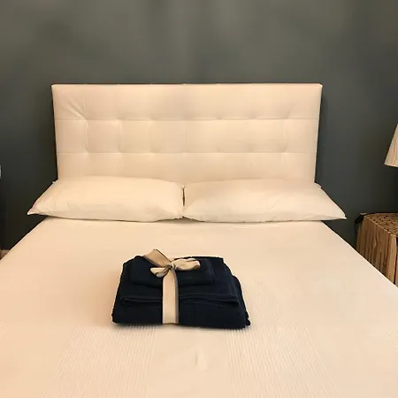 Δωμάτια σε οικογενειακή κατοικία Abitare Al 42 *