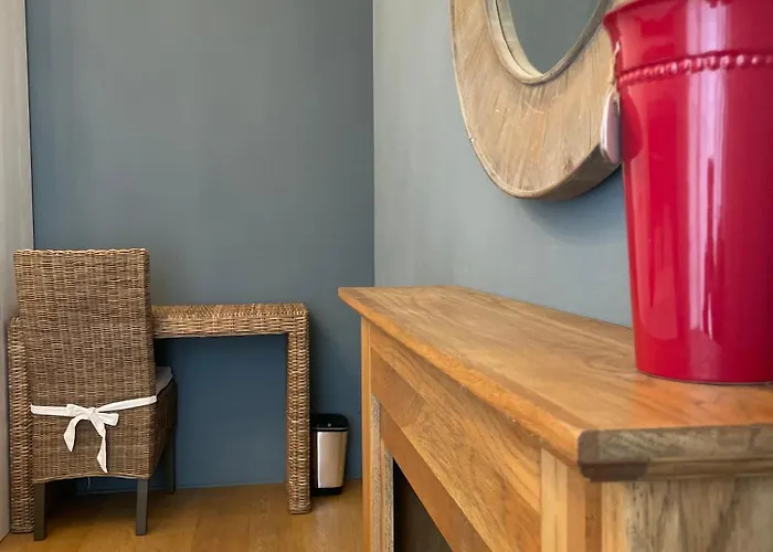 Alloggio in famiglia Abitare Al 42 *