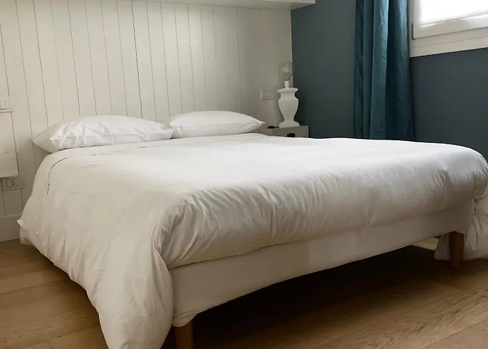 Abitare Al 42 Alloggio in famiglia *