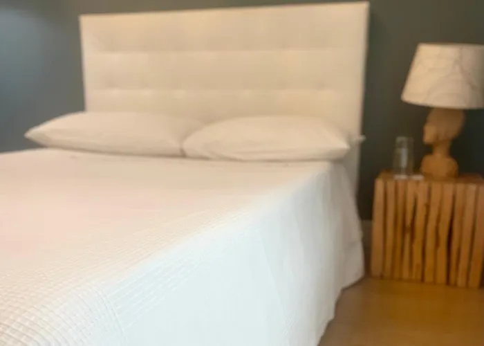 Alloggio in famiglia Abitare Al 42 *