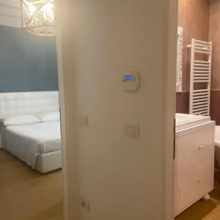 Abitare Al 42 Habitación en casa particular Rávena